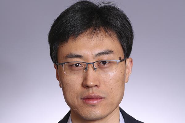 Dr. Tong Zhao