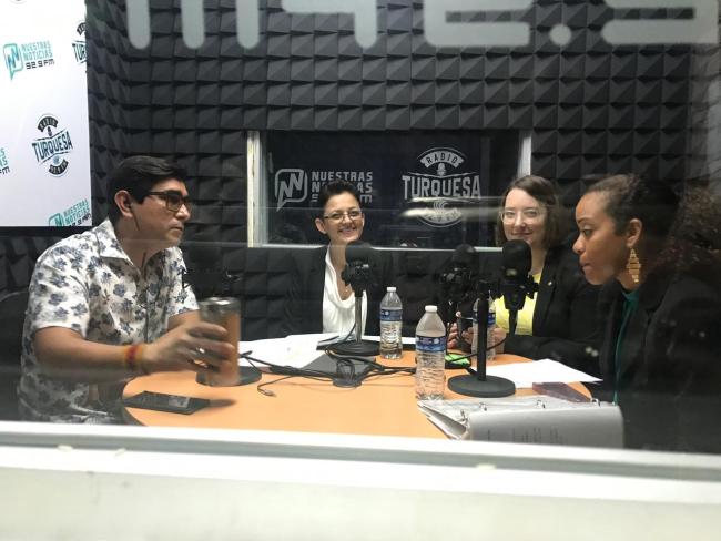 Laura Edwins radio show Mexico